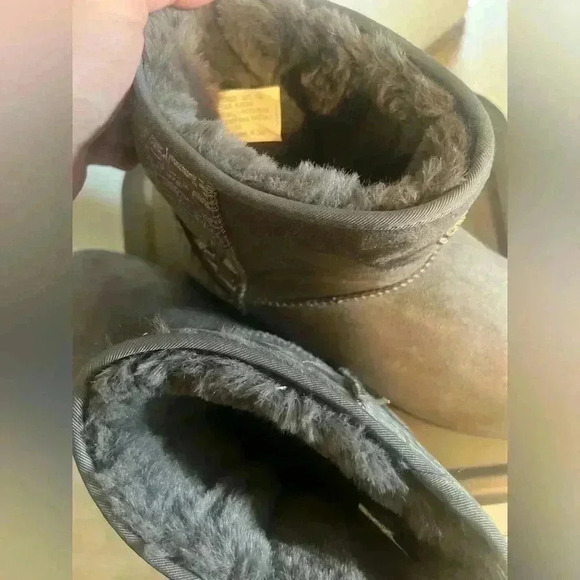 Juicy couture grey boots - Picture 4 of 5